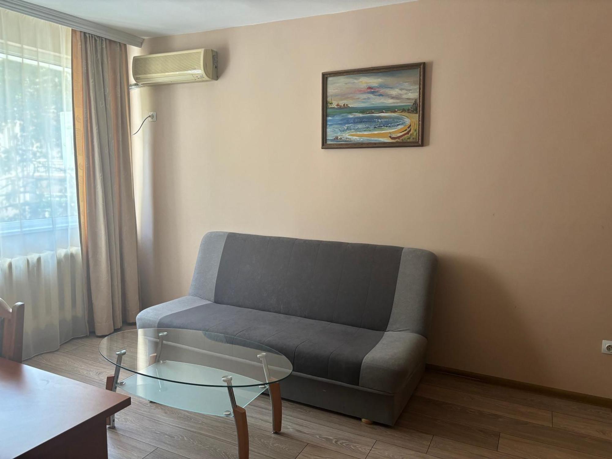 Family Hotel Central Burgas Exteriör bild