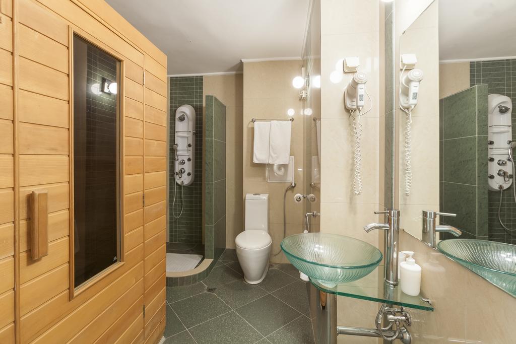 Family Hotel Central Burgas Rum bild